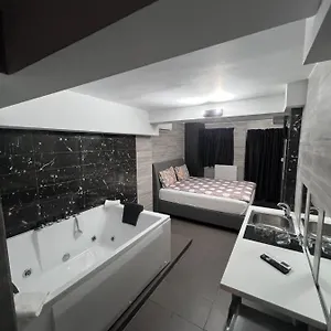  Διαμέρισμα Jacuzzi 2